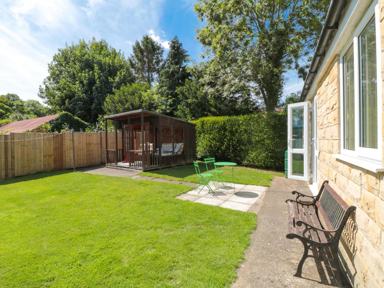 River Gardens Cottage Whitby Exterior photo