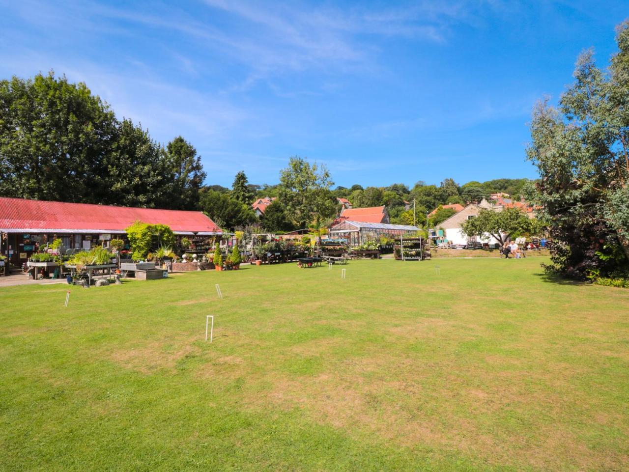 River Gardens Cottage Whitby Exterior photo