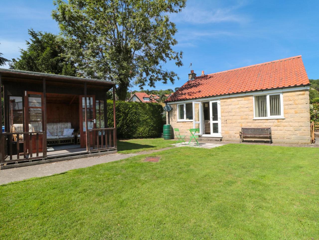 River Gardens Cottage Whitby Exterior photo